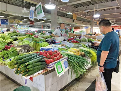 多个菜市场仍免费提供一次性塑料袋