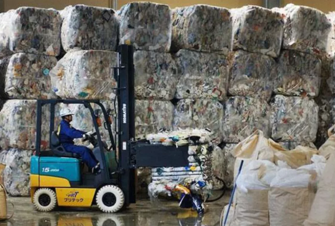 日媒：日本明年1月起限制塑料垃圾出口|将促进国内循环利用